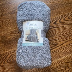 Artisan Cozy Knit Throw